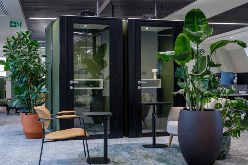 Floor Standing Plant Displays Scaled