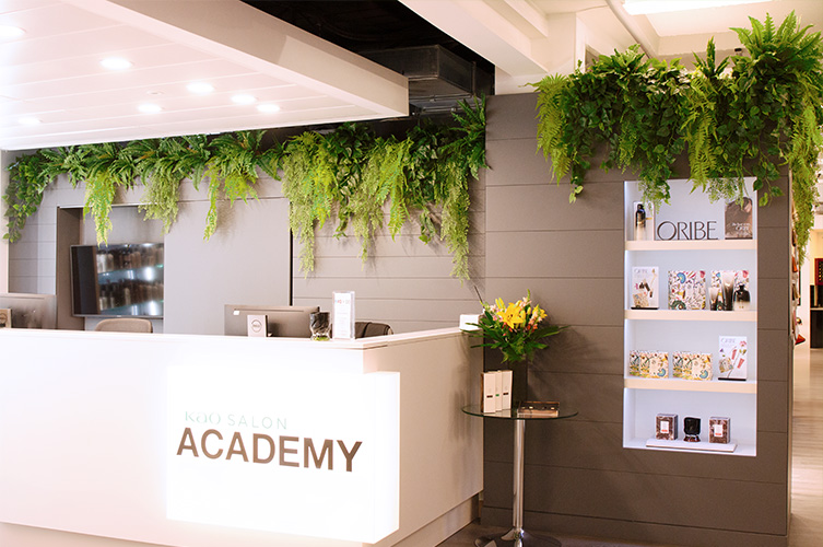 Cosmetic Salon, London (3)